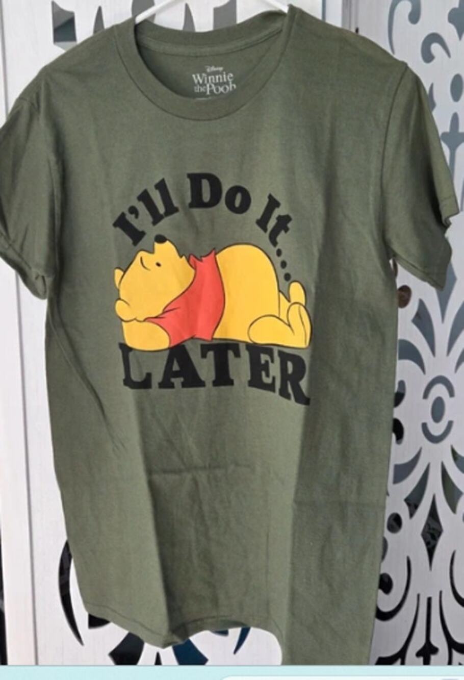 Disney Classic Winnie the Pooh Ill Do it Later Olive Green Tee Small NWOT